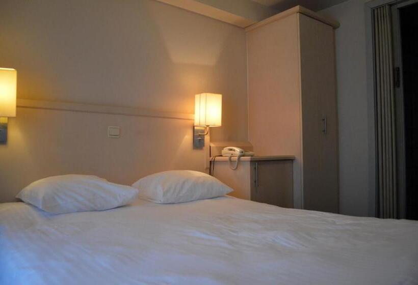 Номер Economy, Honfleur