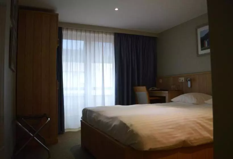 اتاق راحتی, Honfleur