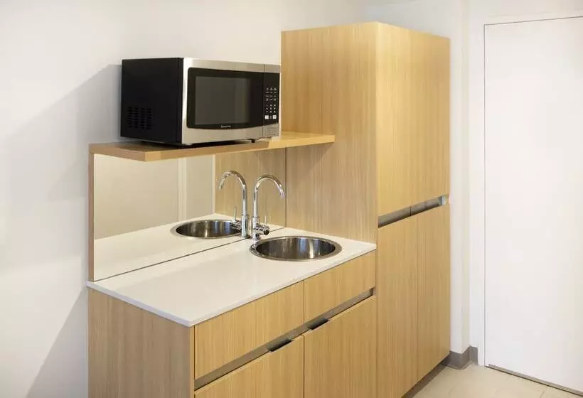 スタンダードトリプルルーム, Mercure Sydney Macquarie Park
