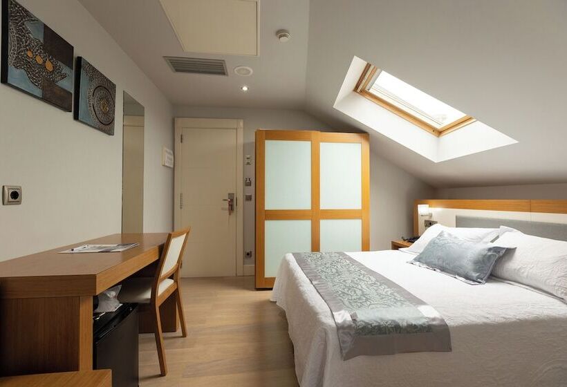 اتاق استاندارد یک نفره, Montedobra