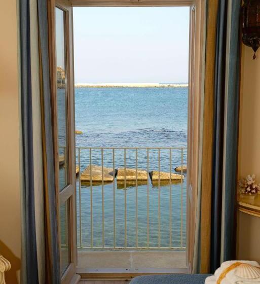اتاق سوپریور با چشم‌انداز دریا, Musciara Siracusa Resort
