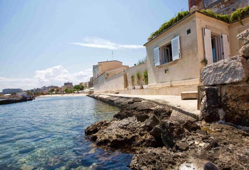 تختخواب در اتاق مشترک, Musciara Siracusa Resort