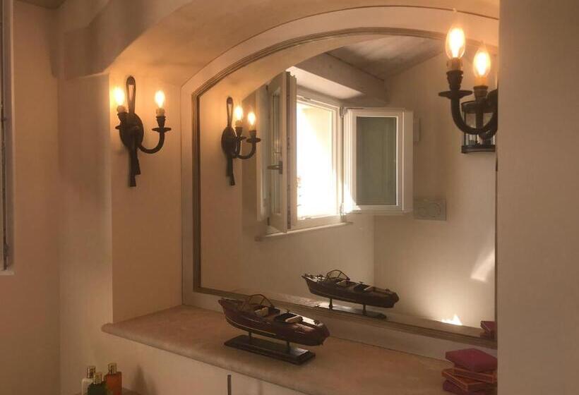 اتاق لوکس با تخت بزرگ, Musciara Siracusa Resort