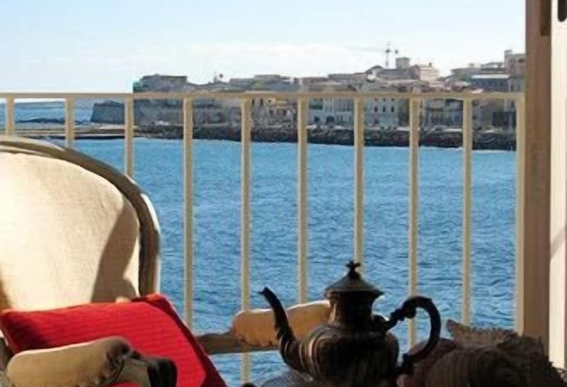 اتاق سوپریور با چشم‌انداز دریا, Musciara Siracusa Resort