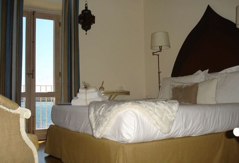 اتاق سوپریور با چشم‌انداز دریا, Musciara Siracusa Resort
