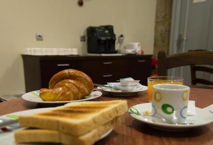 스탠다드 트리플 룸, Náutico