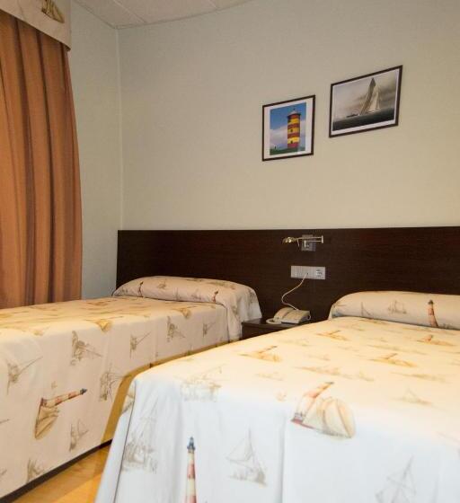 스탠다드 트리플 룸, Náutico