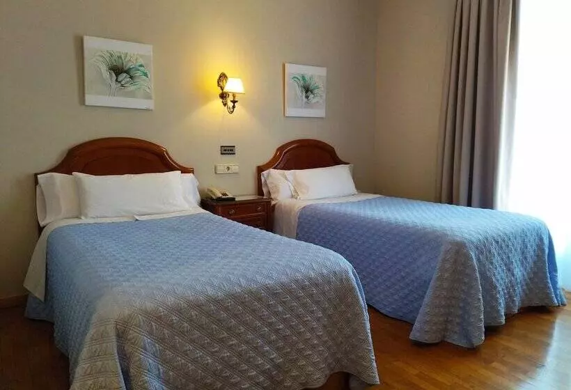 اتاق استاندارد, Playa Compostela