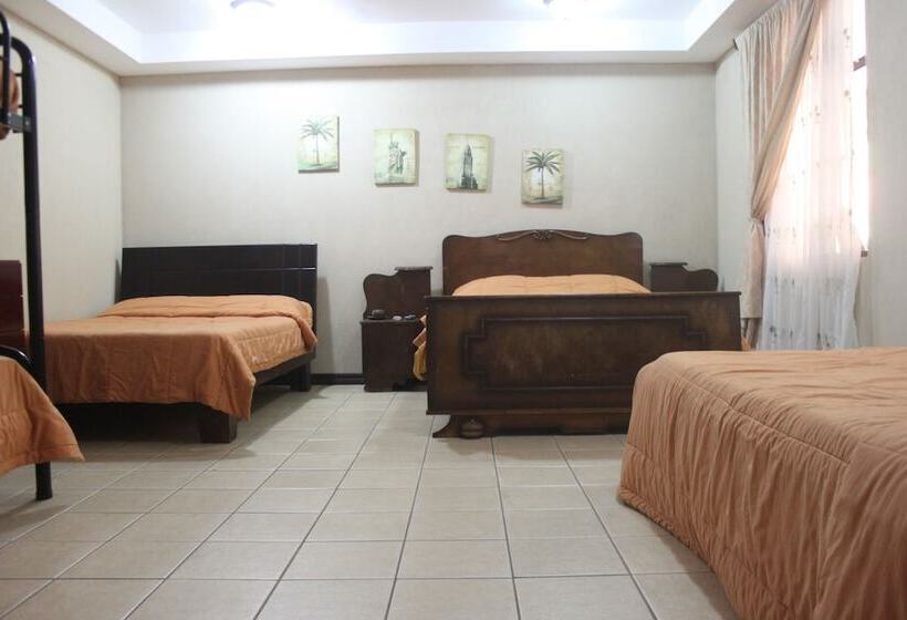 غرفة عائلية, Santa Maria Inn