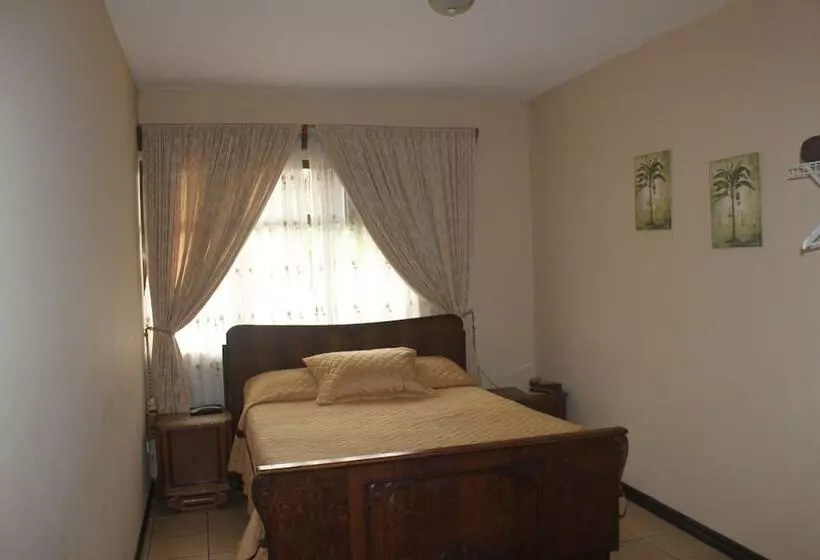 اتاق استاندارد, Santa Maria Inn