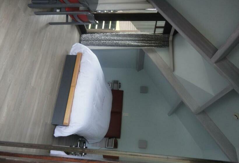 스탠다드 발코니 룸, Val De La Cascade