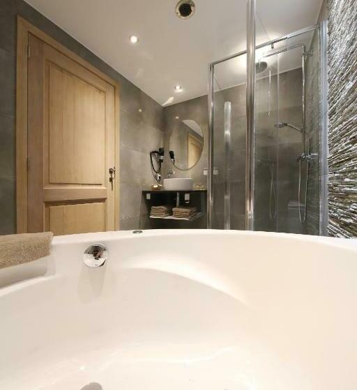 스탠다드 자쿠지 룸, Val De La Cascade