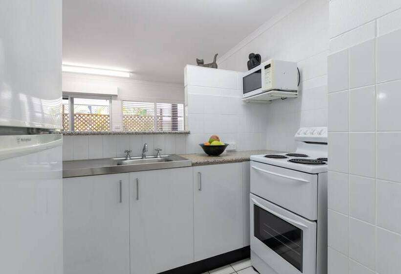 Апартаменты 2 Спальни, Lychee Tree Holiday Apartments