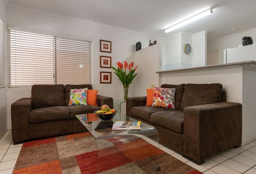 Апартаменты 2 Спальни, Lychee Tree Holiday Apartments