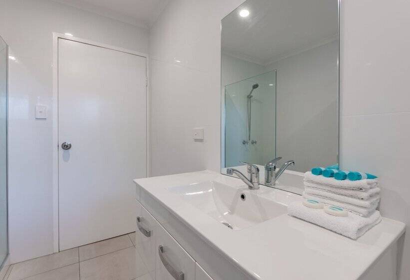 Апартаменты 2 Спальни, Lychee Tree Holiday Apartments