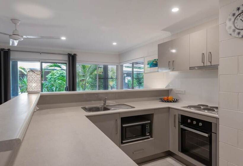 Апартаменты Superior 2 Спальни, Lychee Tree Holiday Apartments