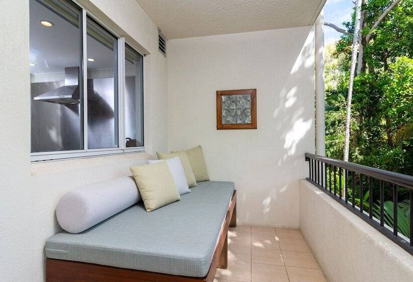 Апартаменты 2 Спальни, Mandalay Luxury Beachfront Apartments