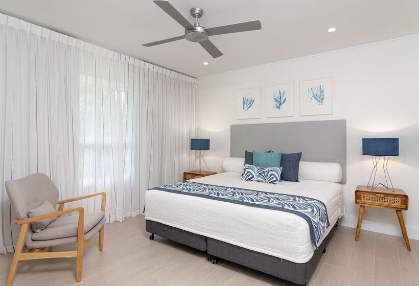 Апартаменты Ejecutiva 3 Спальни, Mandalay Luxury Beachfront Apartments