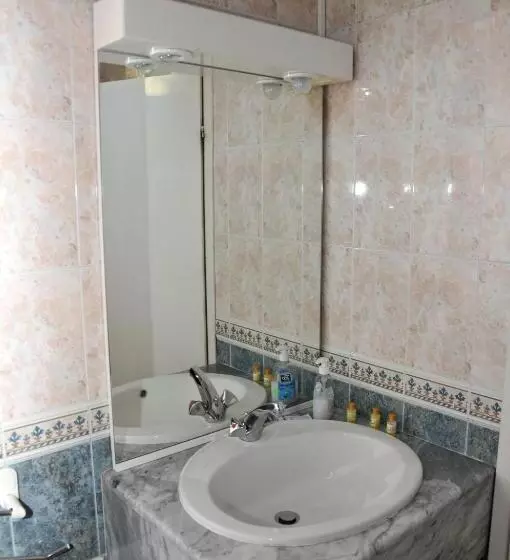 Sviitti, Villa Ibar