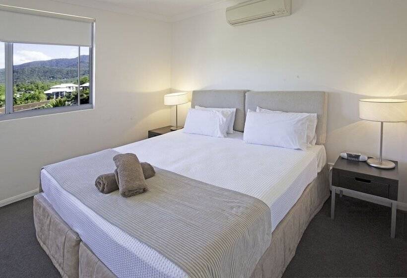 Апартаменты 4 Спальни, Vue Apartments Trinity Beach