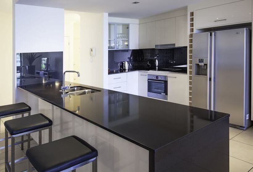 침실 4개 아파트, Vue Apartments Trinity Beach