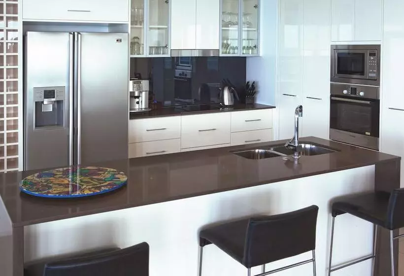 １ベッドルームペントハウスアパート, Vue Apartments Trinity Beach