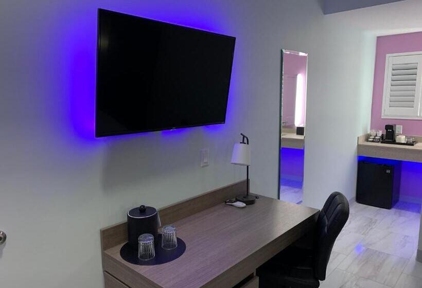 חדר סטנדרט, Worthington Of Logan