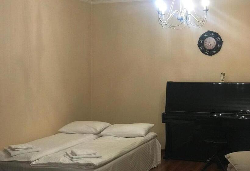 Номер Стандарт с Балконом, гостьовий дім тая