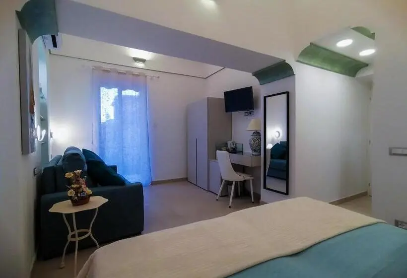 اتاق لوکس چهار تخته, Atrani Rooms