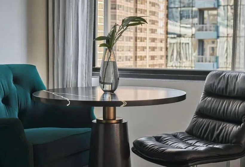 身障者適用キングサイズベッドルーム, Pendry Chicago