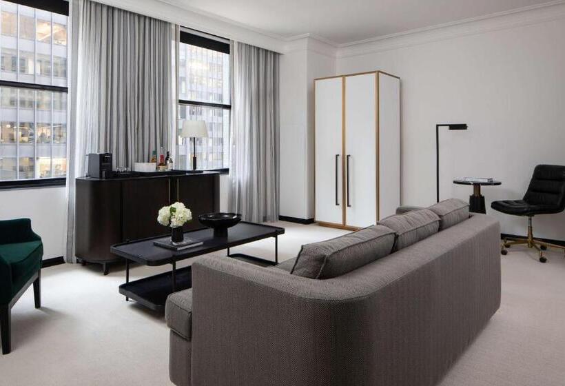 استودیوی استاندارد, Pendry Chicago