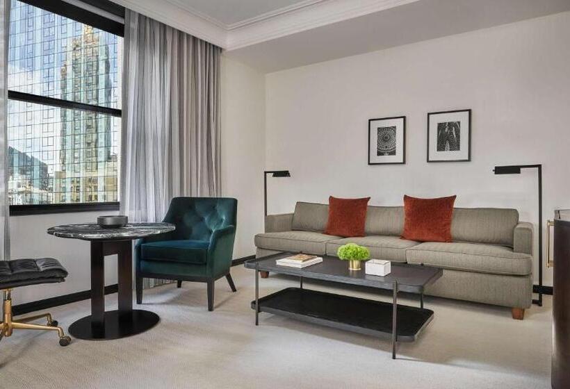 سوئیت با چشم‌انداز رودخانه, Pendry Chicago