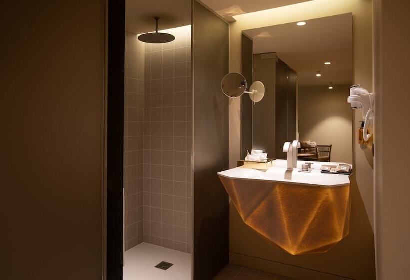 标准间, Torel Terra Brava