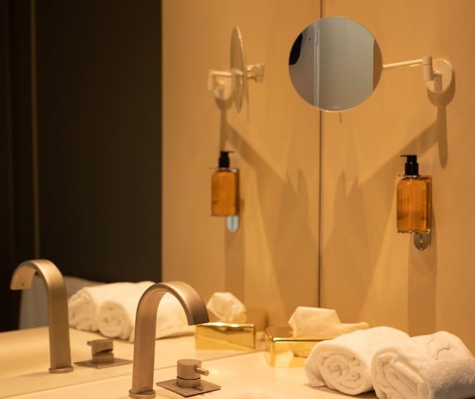 标准间, Torel Terra Brava