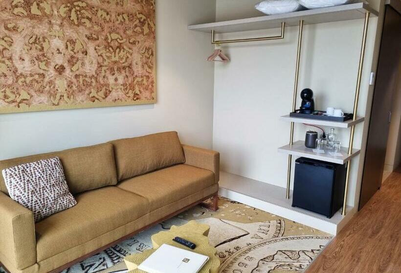 带大床的套房, Torel Terra Brava