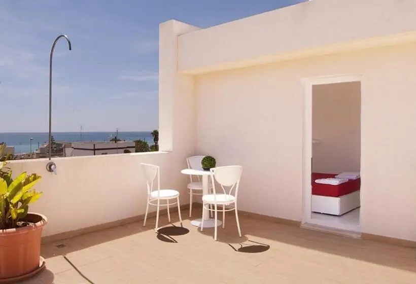 オーシャンビュースーペリアースイート, Beach Salento
