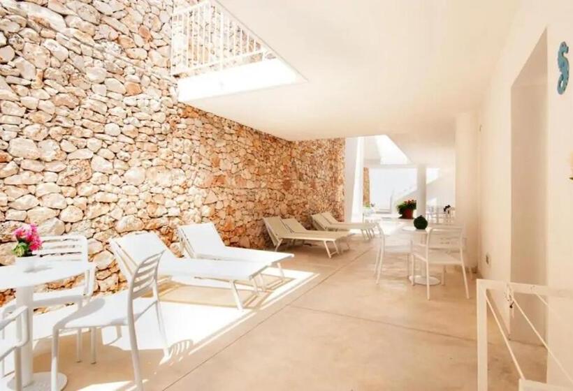 חדר סטנדרט לארבעה, Beach Salento