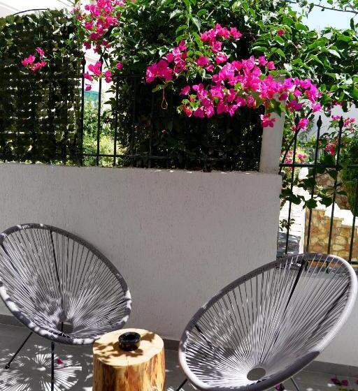 اتاق لوکس با بالکن, Da Luz Boutique