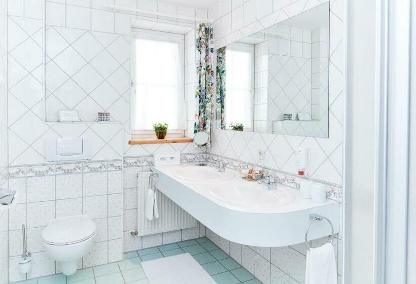 Номер Стандарт с Балконом, Garni Schöne Aussichten