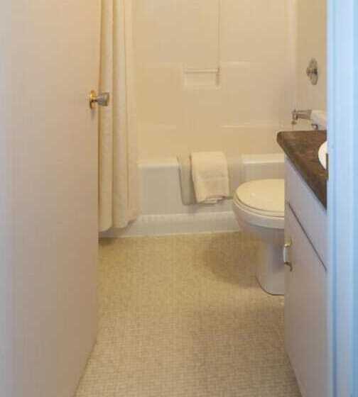 غرفه قياسيه سريرين مزدوجين, Kelly's View Motel