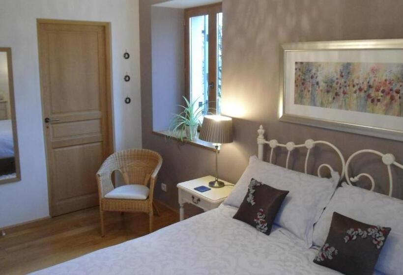 جناح عائلي, Villas De Leypinas B&b