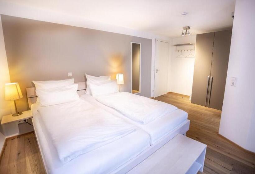 Quarto standard, Schockes Laurentiushof