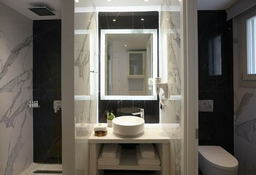 סוויטת ג'וניור נוף לים, Epic Blue Mykonos