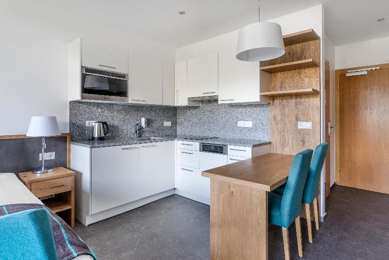 スタンダードスタジオ, Alpine Club Resort