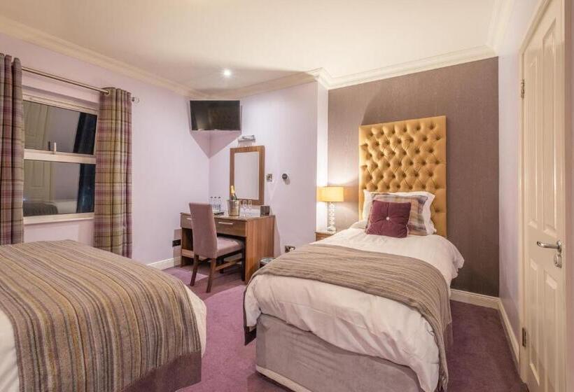 غرفة كلاسيكية ثلاثية, Anchorage Inn