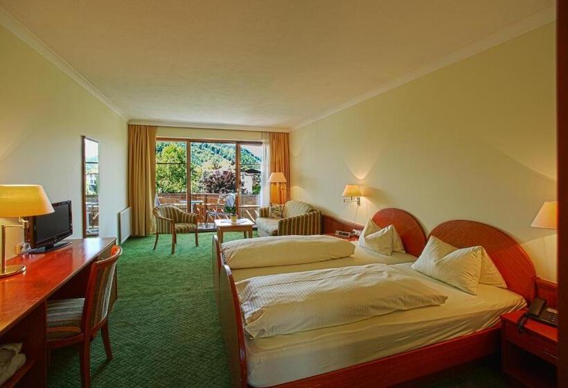 جناح جونيور, Birkenhof Am See