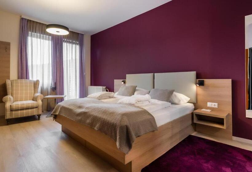 חדר סטנדרט, Das Steinberger