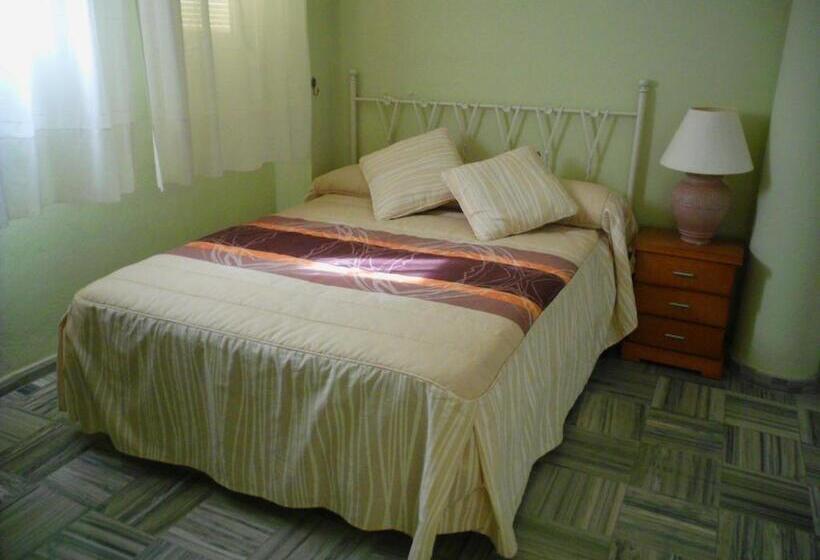 Family Suite, Escudo De Granada