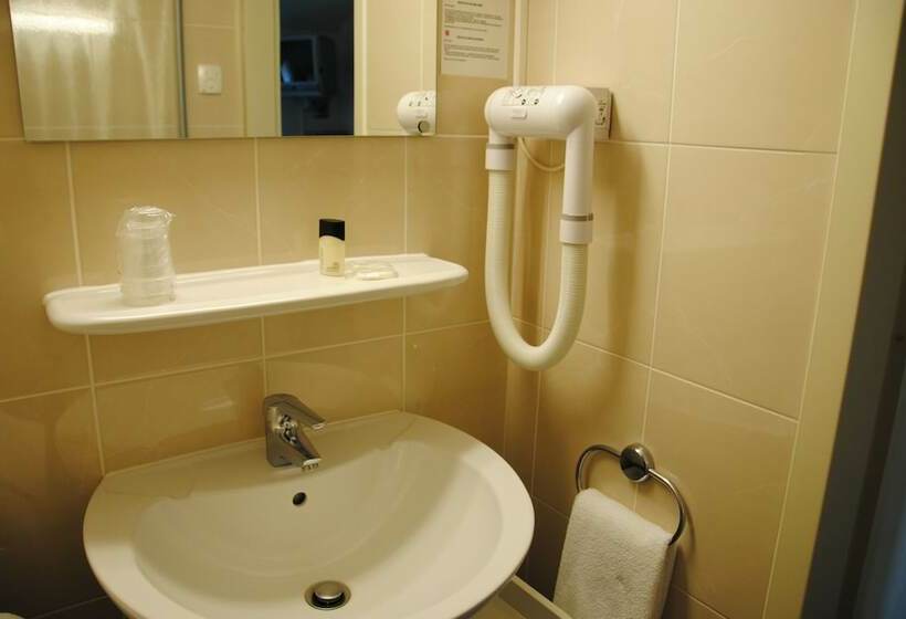 デラックスルーム, Golf De Saint Junien