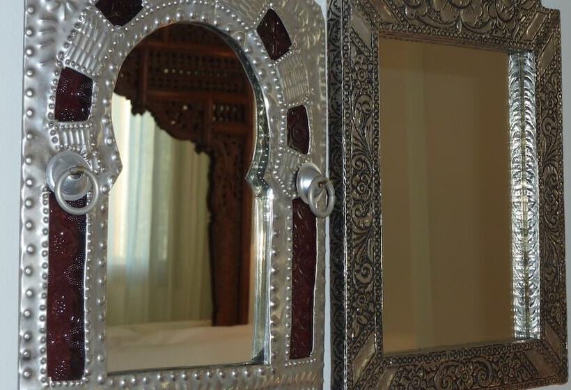 اتاق استاندارد, Katxi